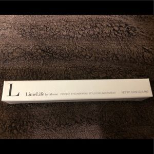 Limelife by Alcone - perfect eyeliner pen